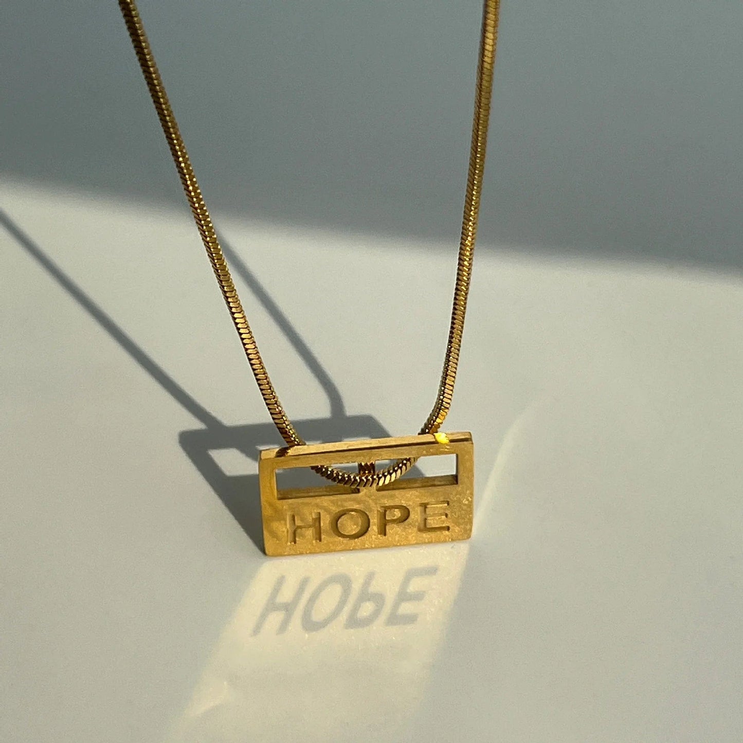 Square Pendant Necklace Book Locket with HOPE FAITH Letter Necklace Graduation Gift for Teacher Girlfriend Friendship Gifts Hope / 40cm / Gold Kristalmoon