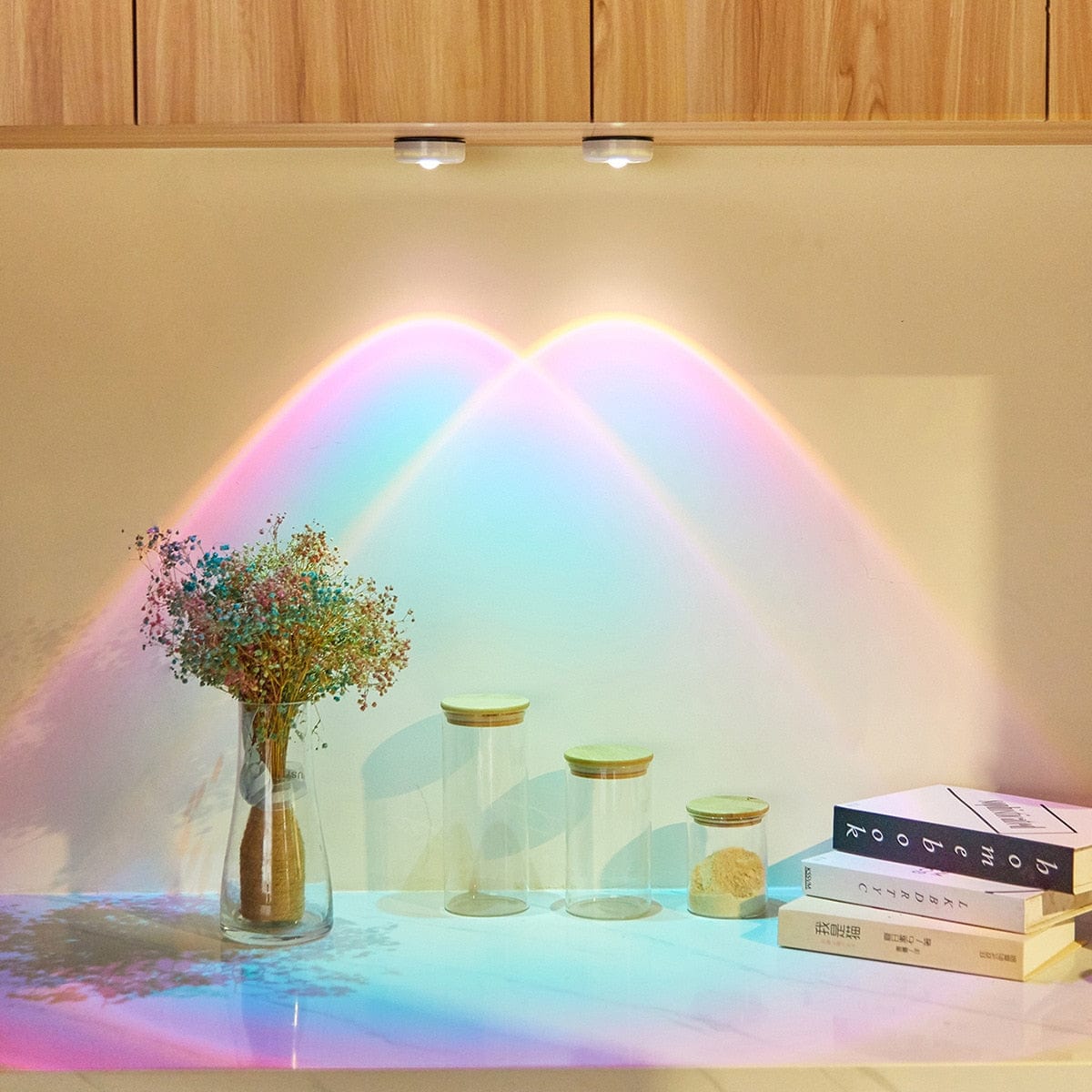 2pcs Cabinet Lights Battery Powered LED Touch Sunset Lamp Self Adhesive Stick on Wall Cupboard Closet Bedroom Night Light Decors Rainbow / 1pcs Kristalmoon