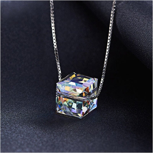 Arise Crystal Cube Necklace Kristalmoon