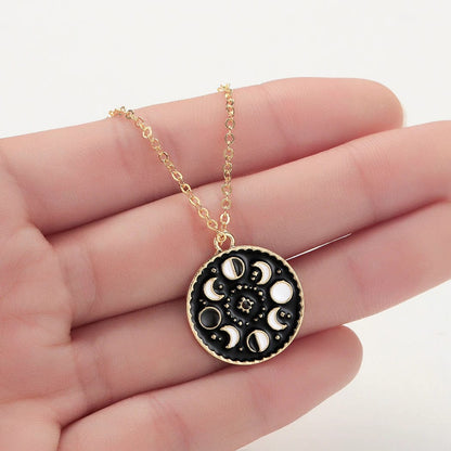 Moon Phases Necklace Kristalmoon